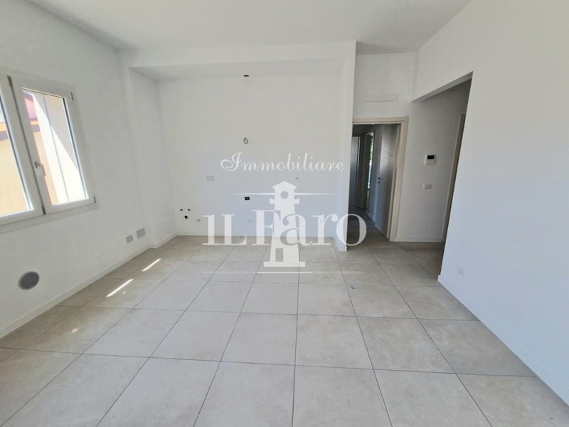 Quadrilocale in Vendita a Campi Bisenzio, 345'000&euro;, 76 m², con Box