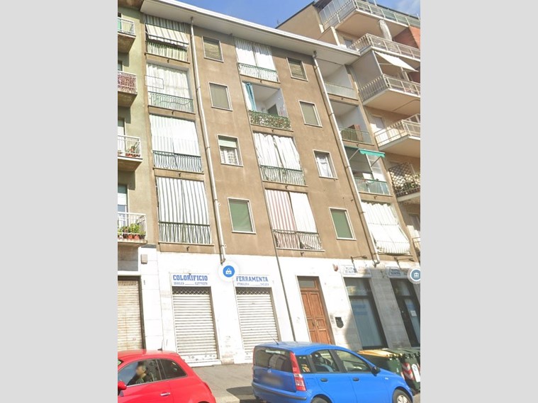 Bilocale in Vendita a Torino, 27'000&euro;, 51 m²