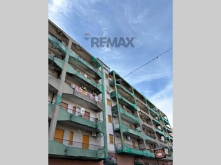 Appartamento in Vendita a Siracusa, 65'000&euro;, 98 m²