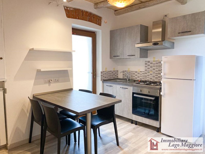 Bilocale in Affitto a Ranco, 550&euro;, 50 m²