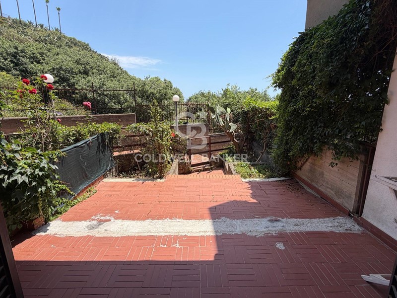 Bilocale in Vendita a Aci Castello, 79'000&euro;, 43 m²