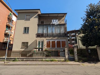 Bilocale in Vendita a Verona, 198'000&euro;, 55 m²
