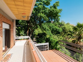 Appartamento in Vendita a Aci Castello, 139'000&euro;, 80 m²