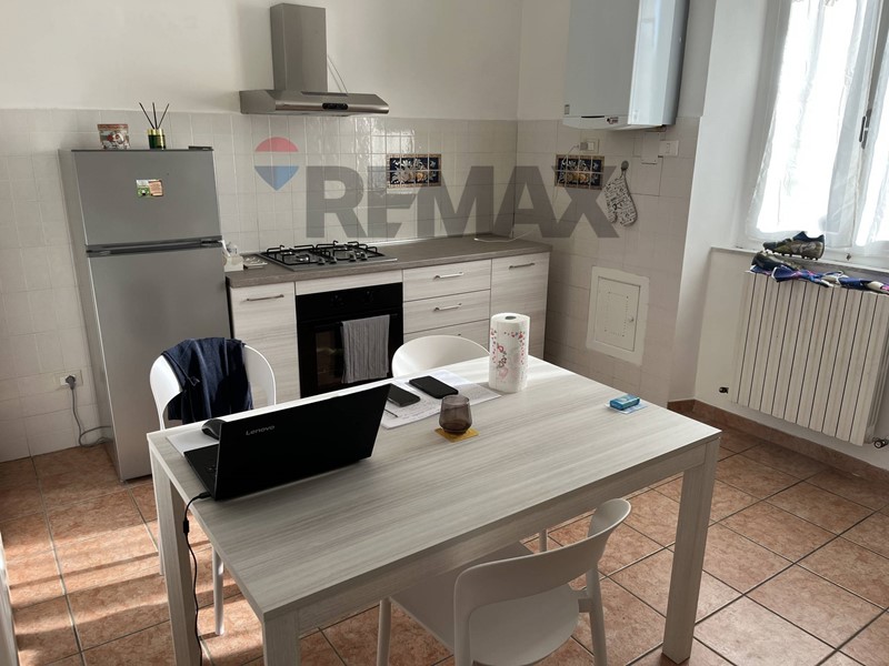 Quadrilocale in Affitto a Assisi, 850&euro;, 80 m²