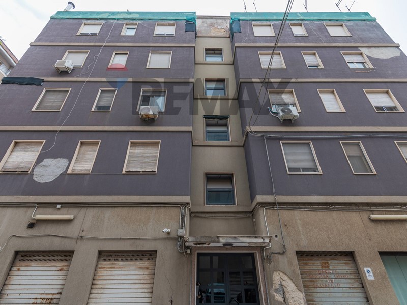 Appartamento in Vendita a Siracusa, 115'000&euro;, 160 m²