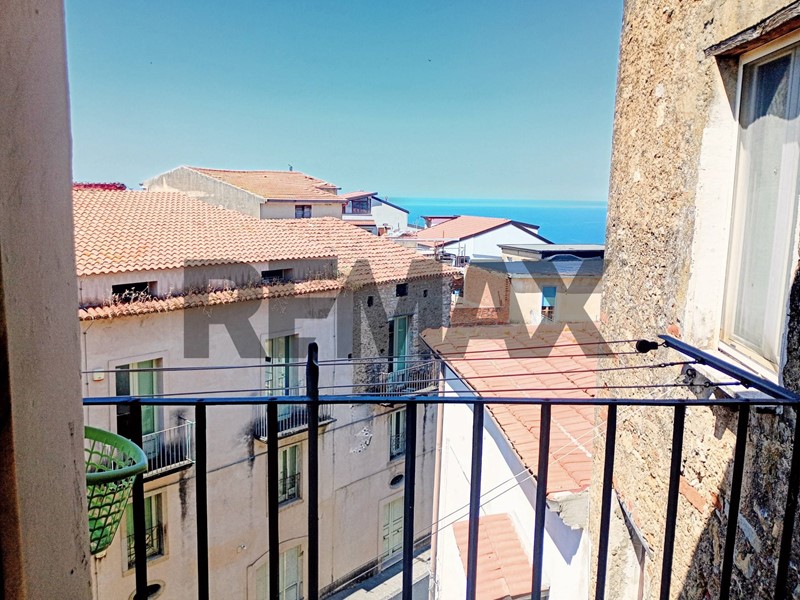 Quadrilocale in Vendita a Ascea, 63'000&euro;, 72 m²