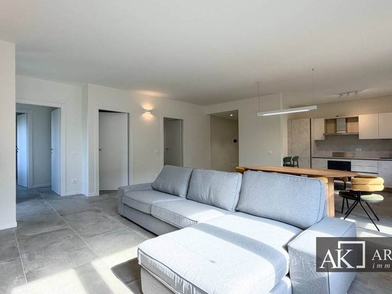 Bilocale in Affitto a Novara, 900&euro;, 96 m²