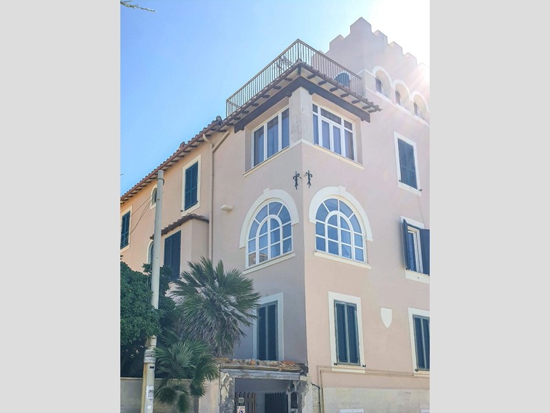 Appartamento in Vendita a Ladispoli, 240'000&euro;, 110 m²