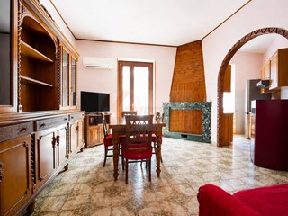 Appartamento in Vendita a Bonorva, 129'000&euro;, 172 m²