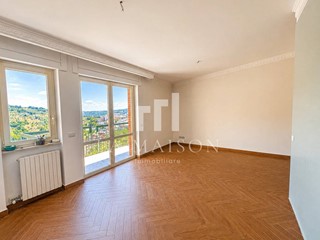 Trilocale in Vendita a Mirabello Sannitico, 73'000&euro;, 92 m²