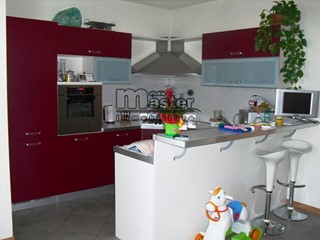 Quadrilocale in Vendita a Paese, 297'000&euro;, 205 m²