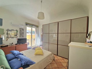 Quadrilocale in Vendita a Palermo, 190'000&euro;, 115 m²