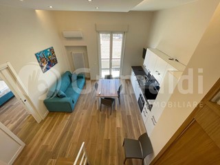 Trilocale in Affitto a Palermo, 1'200&euro;, 70 m²