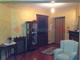 Quadrilocale in Vendita a Messina, 175'000&euro;, 115 m², con Box