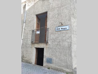 Bilocale in Vendita a Acquedolci, 48'000&euro;, 57 m²