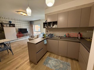 Quadrilocale in Vendita a Taranto, 195'000&euro;, 85 m², arredato