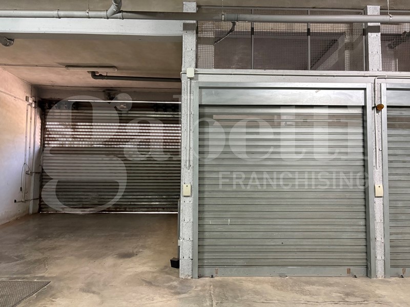 Attico in Vendita a Bari, 365'000&euro;, 90 m², con Box