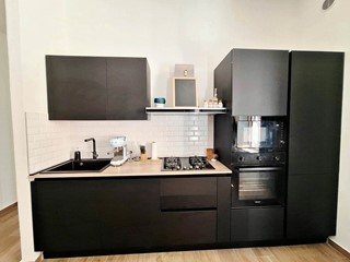 Bilocale in Affitto a Milano, 1'200&euro;, 95 m², arredato