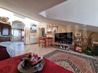 Quadrilocale in Vendita a Ponzano Romano, 38'000&euro;, 70 m²