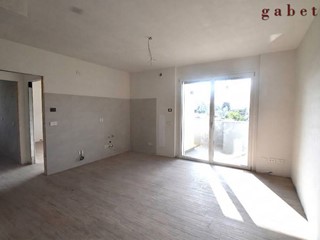Bilocale in Vendita a Magenta, 215'000&euro;, 72 m²