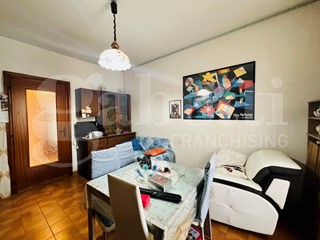 Trilocale in Vendita a Borgaro Torinese, 139'000&euro;, 78 m²
