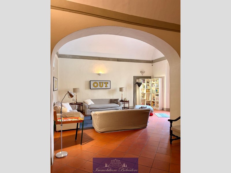 Quadrilocale in Affitto a Firenze, zona Oltrarno, 2'200&euro;, 130 m², arredato