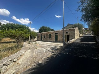 Quadrilocale in Vendita a Modica, zona FRIGINTINI, 65'000&euro;, 100 m², con Box