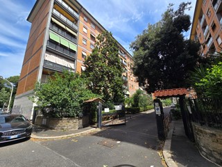 Quadrilocale in Vendita a Roma, 289'000&euro;, 113 m²
