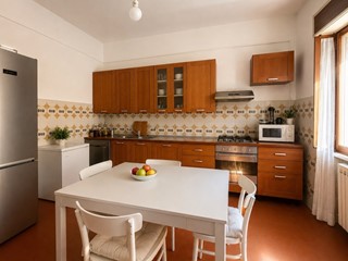 Appartamento in Vendita a Carrara, zona MARINA DI CARRARA, 210'000&euro;, 110 m²