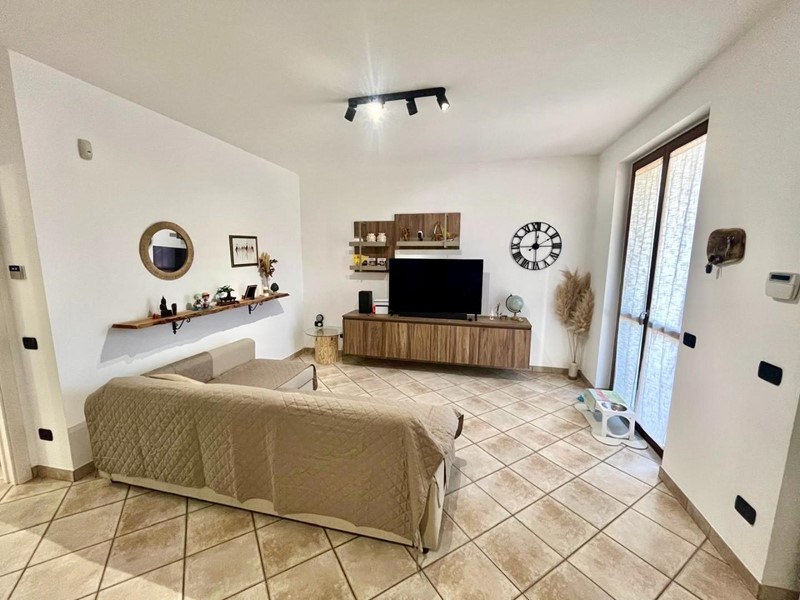Trilocale in Vendita a Santa Croce sull'Arno, 175'000&euro;, 70 m², con Box