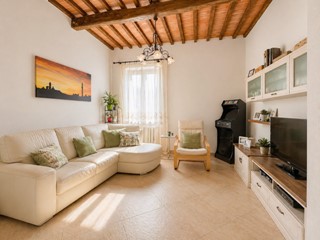Appartamento in Vendita a Siena, zona Costafabbri, 289'000&euro;, 125 m², con Box