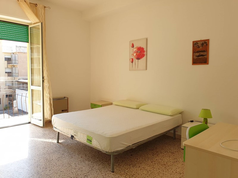 Trilocale in Affitto a Catanzaro, 250&euro;, 100 m²