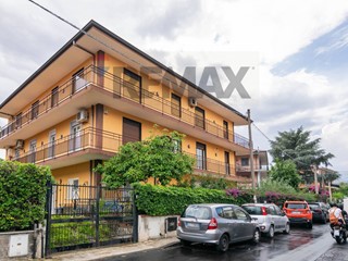 Trilocale in Vendita a Mascalucia, 129'000&euro;, 95 m²