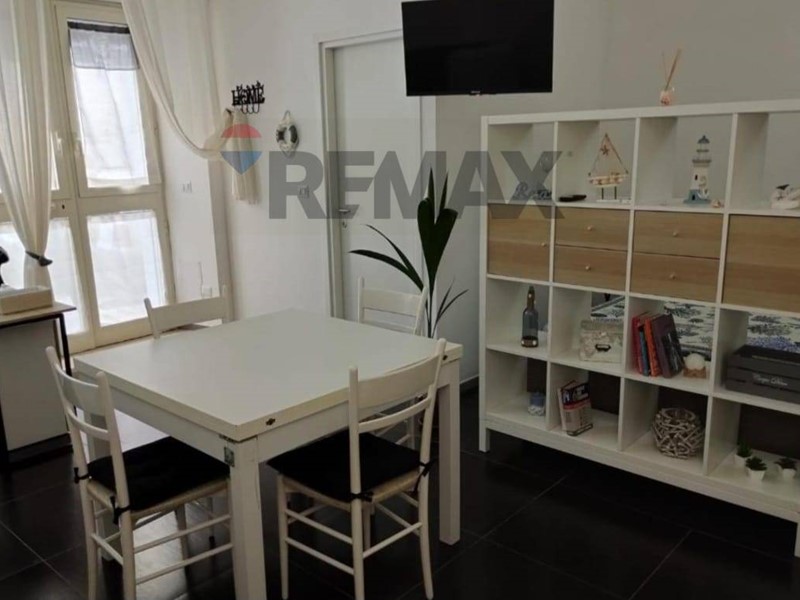 Monolocale in Vendita a Manfredonia, 73'000&euro;, 39 m²
