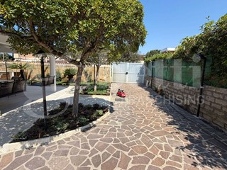 Trilocale in Affitto a Anzio, 1'800&euro;, 75 m²