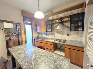 Trilocale in Vendita a Sesto San Giovanni, 198'000&euro;, 95 m², arredato