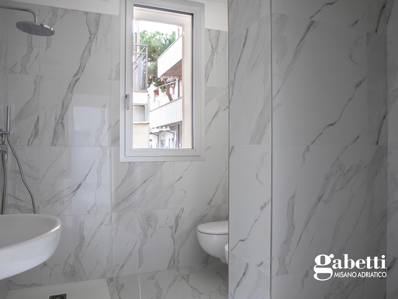 Trilocale in Vendita a Gabicce Mare, 350'000&euro;, 79 m², arredato