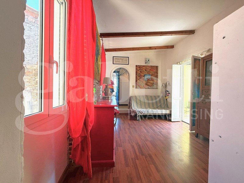 Quadrilocale in Vendita a Imperia, 118'000&euro;, 90 m²