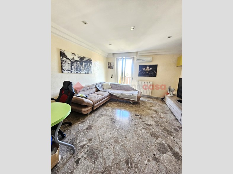 Trilocale in Vendita a Bari, 148'000&euro;, 80 m²
