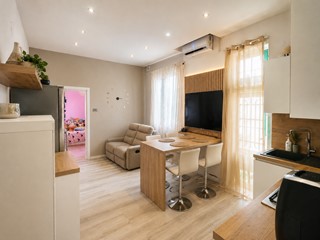 Trilocale in Vendita a Rimini, 257'000&euro;, 88 m², arredato