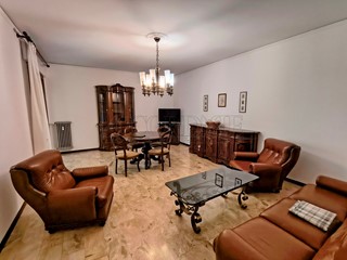 Appartamento in Affitto a Padova, zona San Carlo, 1'200&euro;, 120 m², arredato