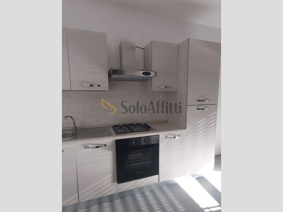 Monolocale in Affitto a Melzo, zona Stazione, 600&euro;, 35 m², arredato