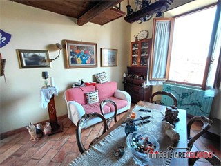 Trilocale in Vendita a Colle di Val D'Elsa, 115'000&euro;, 65 m²