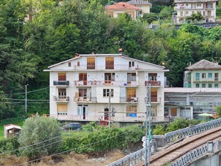 Quadrilocale in Vendita a Mezzenile, 11'850&euro;, 96 m²