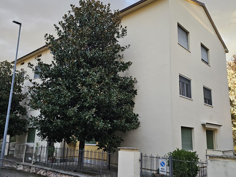 Appartamento in Vendita a Jesi, 138'000&euro;, 100 m²