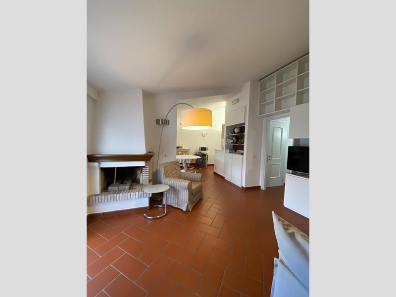 Quadrilocale in Affitto a Carmignano, zona Comeana, 900&euro;, 75 m², arredato