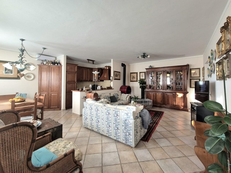 Appartamento in Vendita a Capannori, zona Lammari, 275'000&euro;, 110 m², arredato