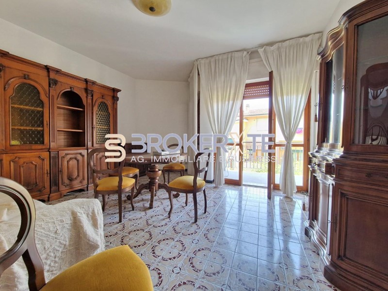 Appartamento in Vendita a Carrara, zona Marina di Carrara, 229'000&euro;, 100 m², arredato