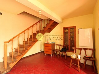 Quadrilocale in Vendita a Reggello, zona Donnini, 105'000&euro;, 75 m²