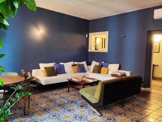Appartamento in Vendita a Carrara, 350'000&euro;, 200 m², arredato